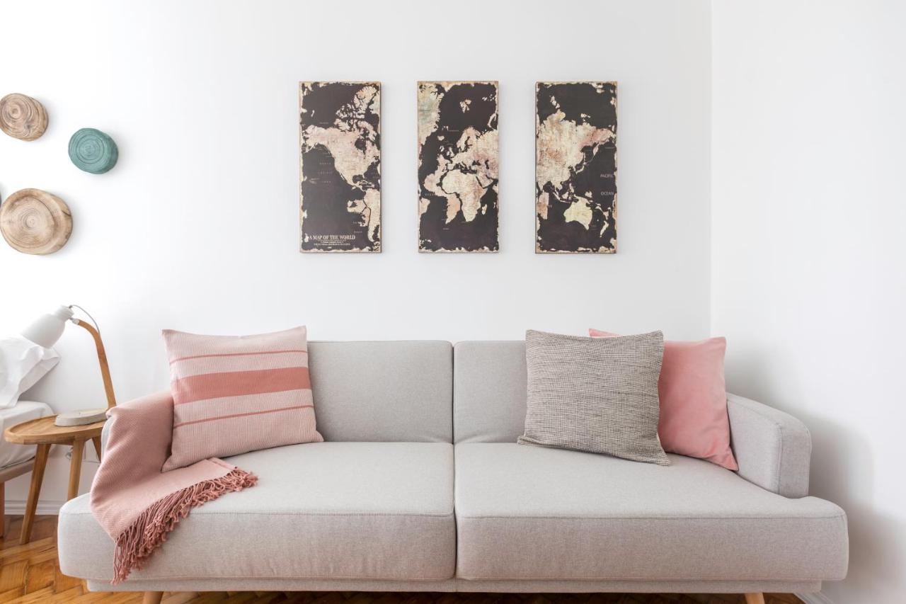 Stroll To Coffee Shops Near A Renovated Hillside Apartment In Graca Lissabon Exterior foto